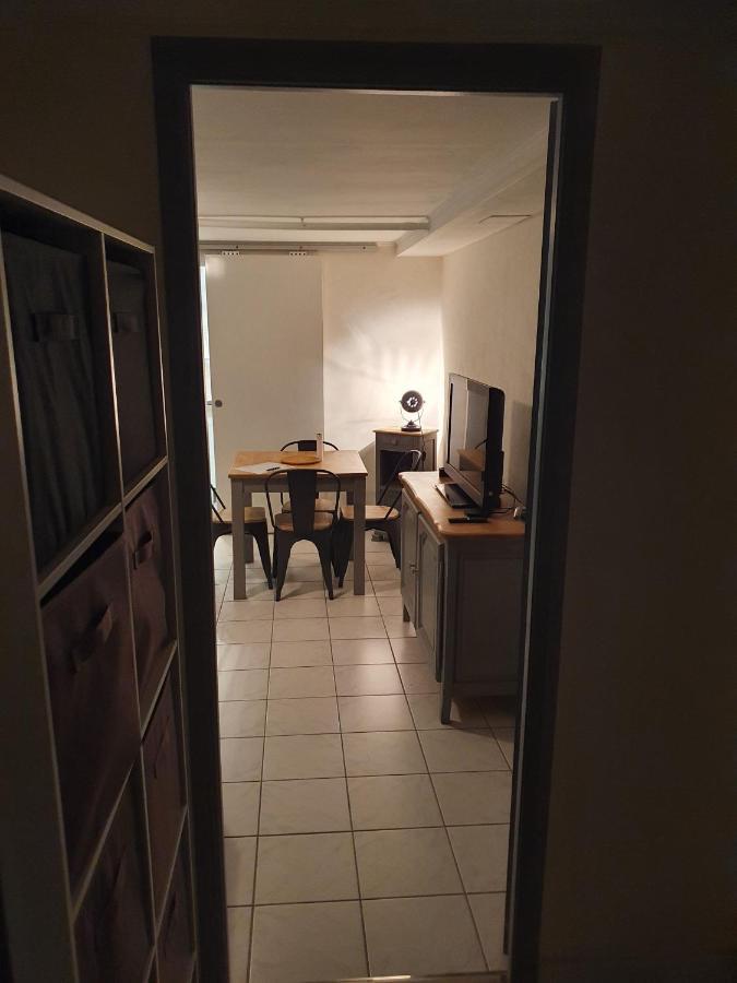T2 Jusqu'A 4 Personnes En Rez-De-Jardin De Maison, Avec Piscine, Draps Et Serviettes De Toilette Fournis Daire Argelès-sur-Mer Dış mekan fotoğraf